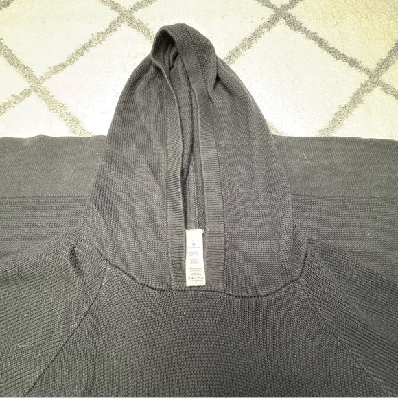 Lululemon Cashmere Poncho Womens M/L Opened Up Tee Shirt Hooded Cashlu Blend - Picture 5 of 9
